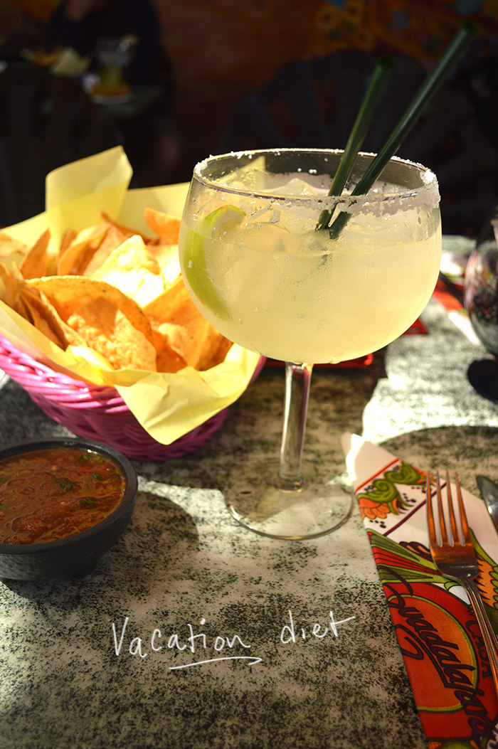 Margarita's and chips // Nattie on the Road