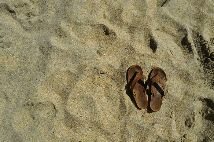 Sandy beach day // Nattie on the Road