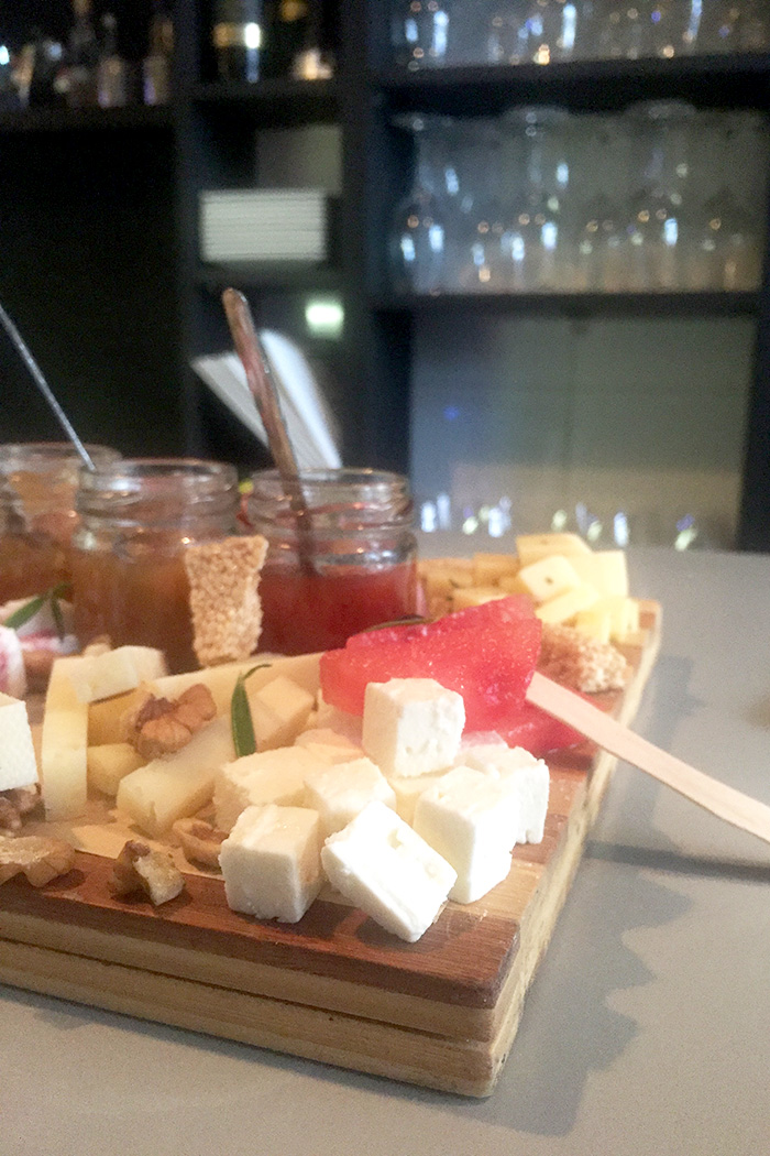 Find the best wine bar in Athens! // Nattie on the Road