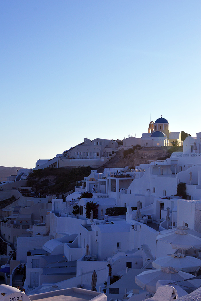 Oia Santorini // Nattie on the Road