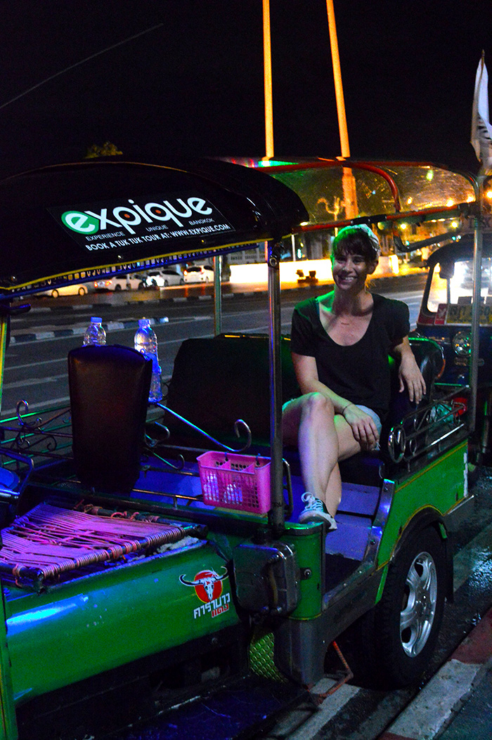 Take a Tuk Tuk Tour of Bangkok // Nattie on the Road