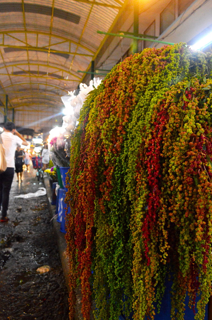 Bangkok Flower Market // Nattie on the Road