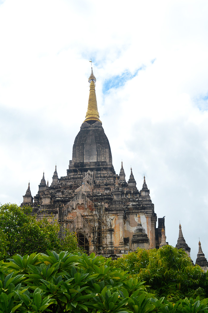 Explore the temples of Bagan Myanmar