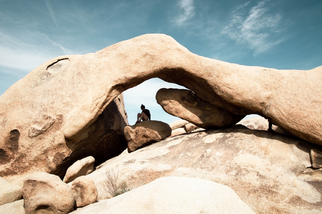 Arch rock in Joshua Tree